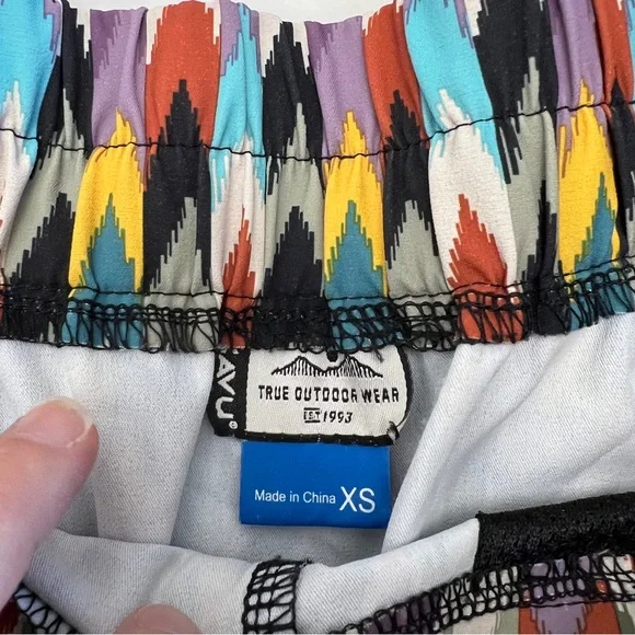 Kavu Colorful Geometric Women's Tepic Athletic Shorts Size XS - Picture 7 of 9